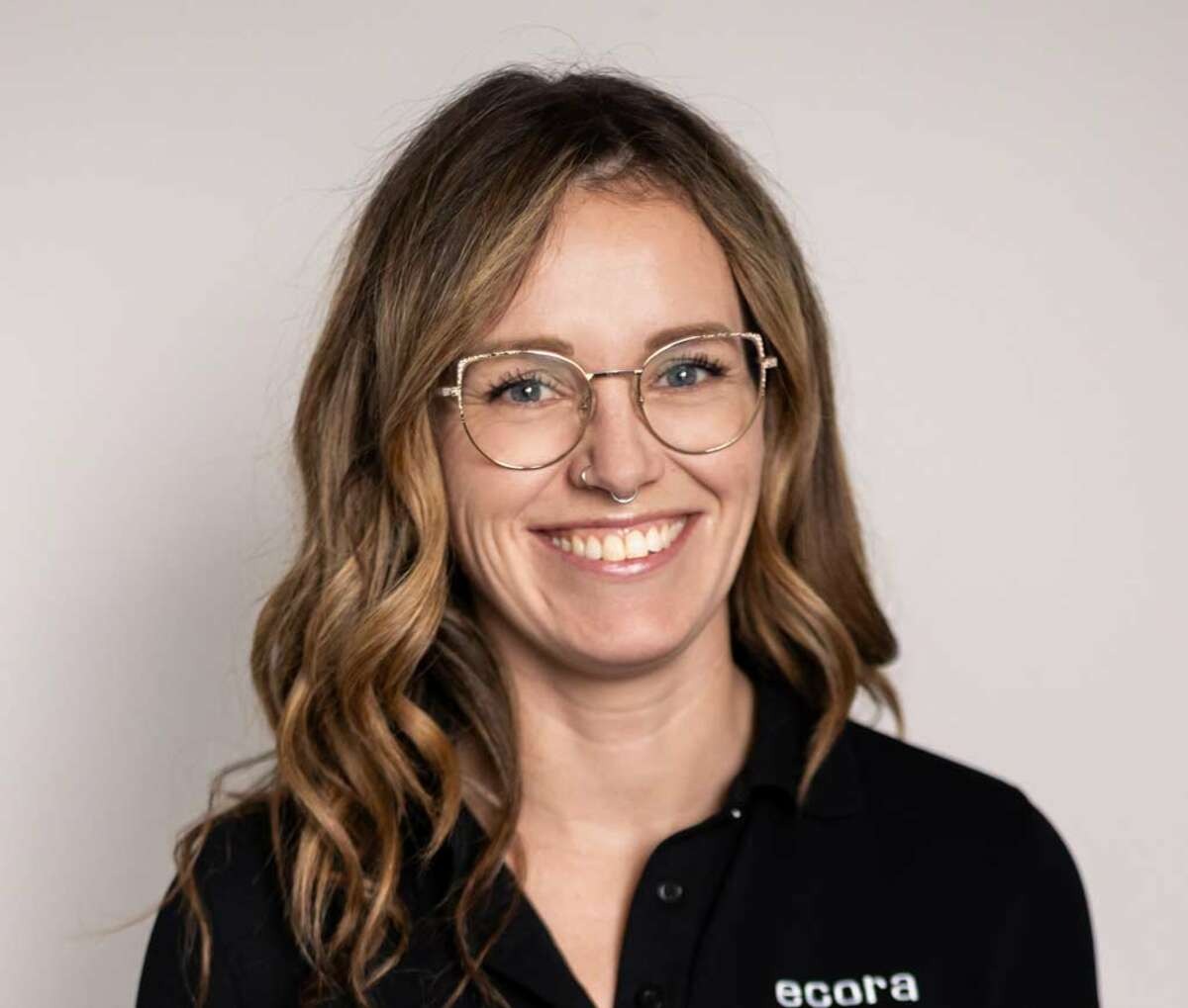Portrait von Claudia Pfeiffer